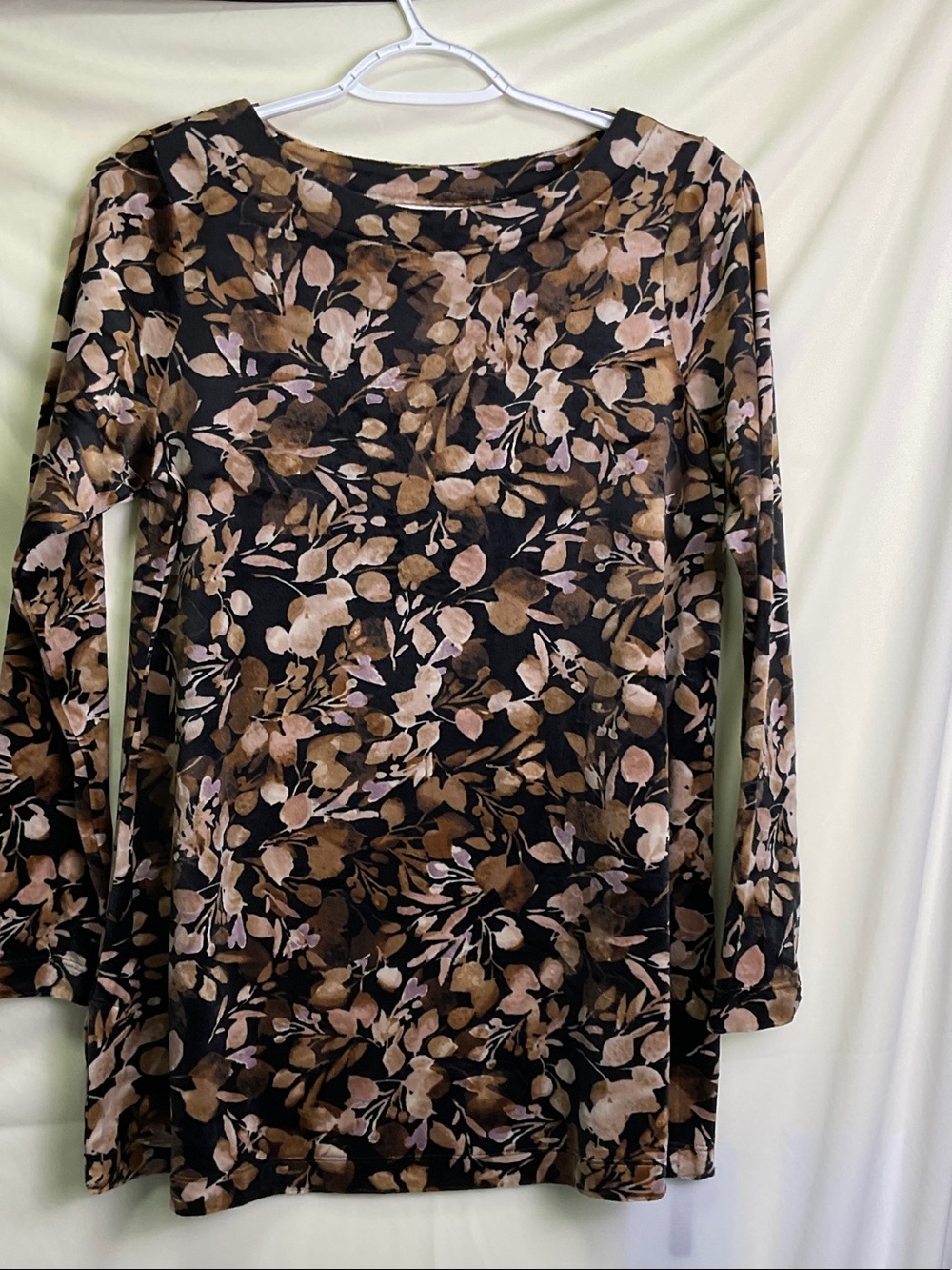 J. Jill Black Tunic with Brown & Pink Leaf Pattern
